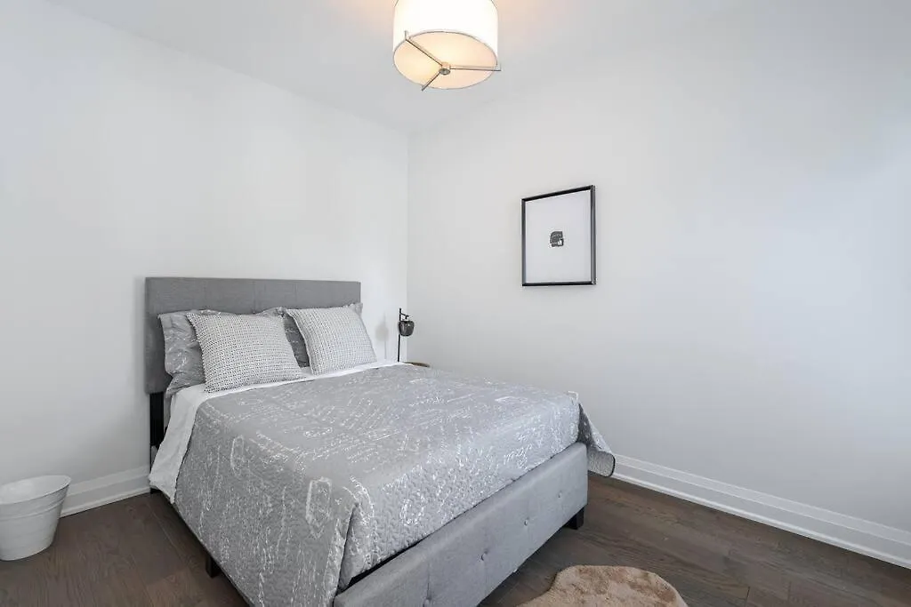 Brand New Luxury 5 Bed Oasis In The Heart Downtown Villa Toronto
